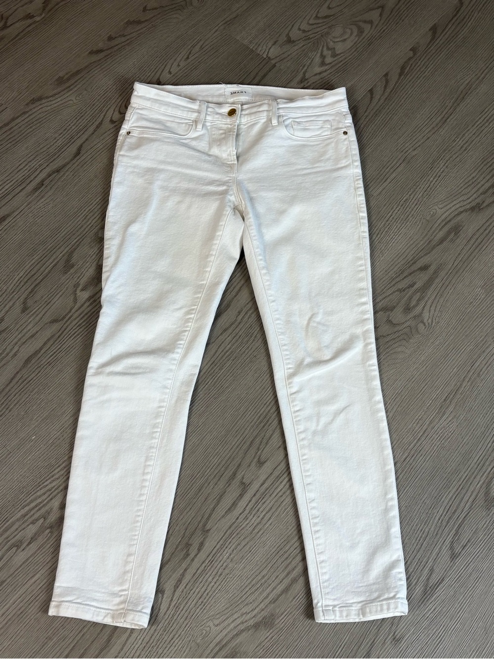 Frame Denim White Jeans with Gold Button